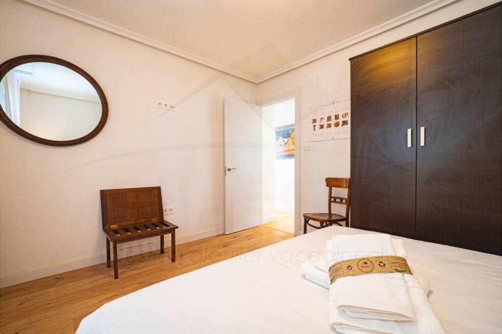 La Capilla Apartamento Oviede Extérieur photo